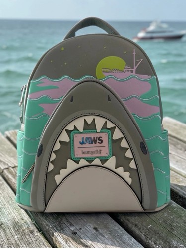 Jaws shark mouth - jaws, loungefly