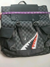 Zaino a scacchiera stile Y2K